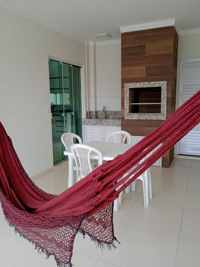Casa para locação em Bombinhas Exterior foto